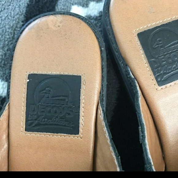 Auditions Black Woven Slides - Picture 4 of 4